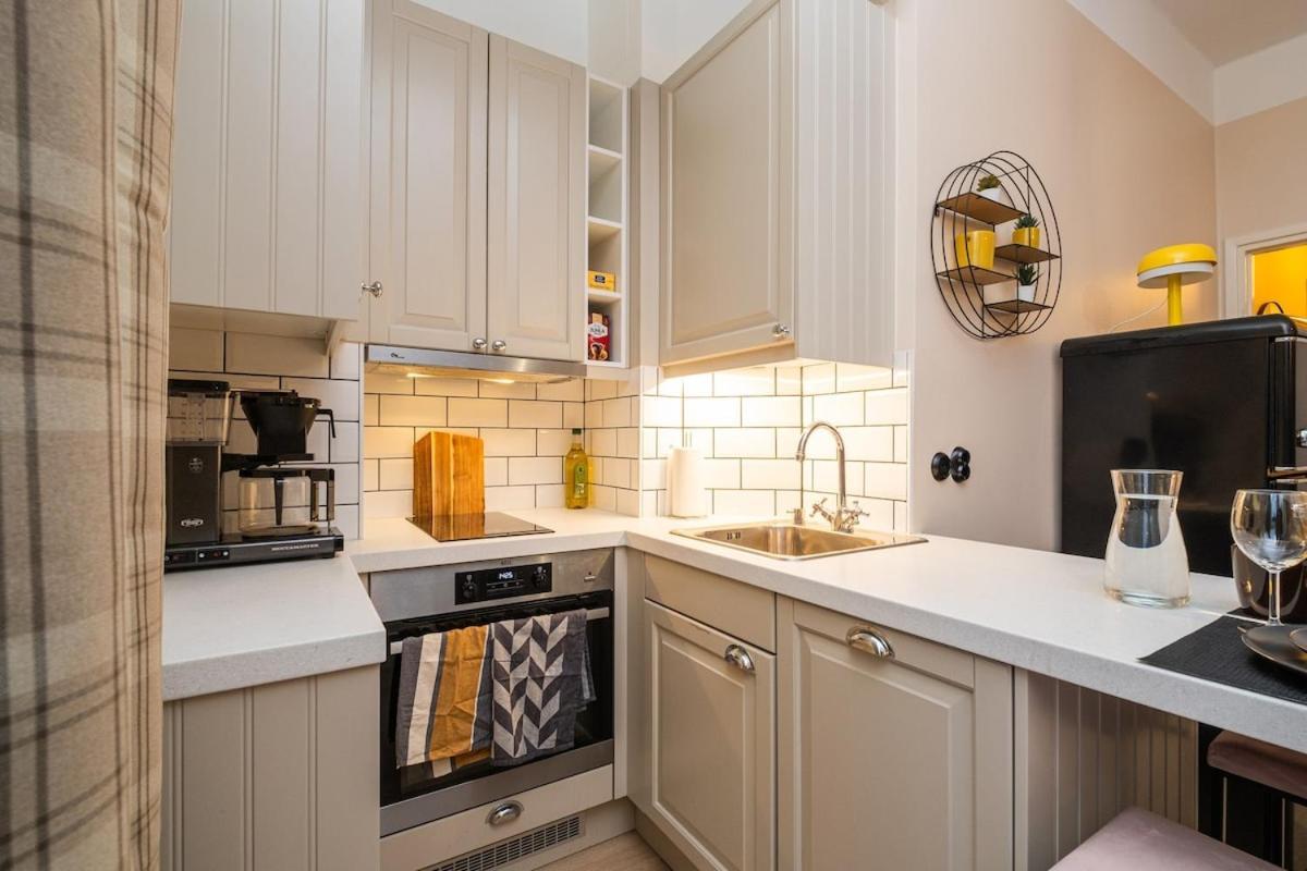 Modern & Bright *